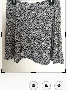 Cloud 9 Black & White Patterned Skirt